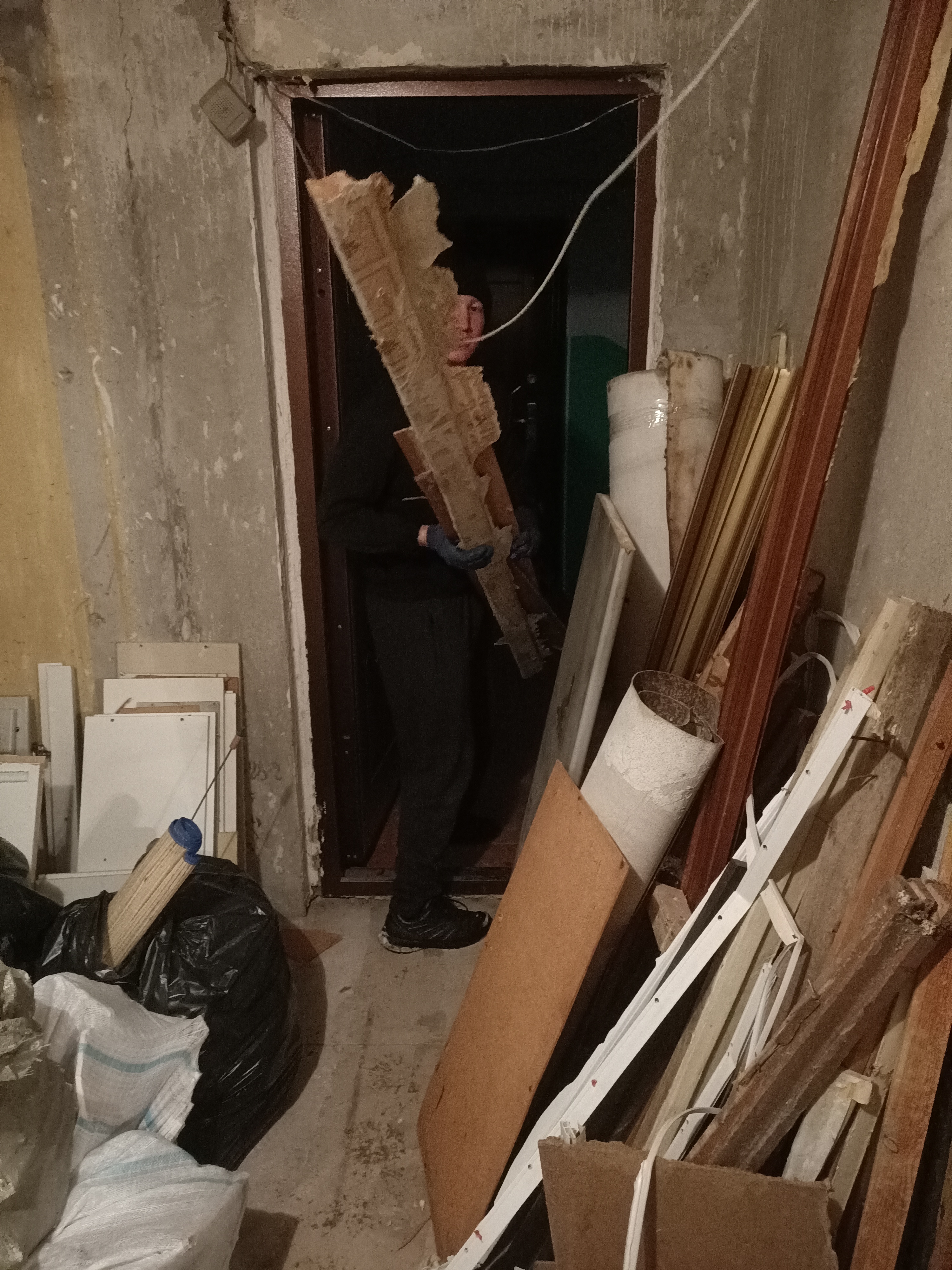 Вынос мусора после демонтажа